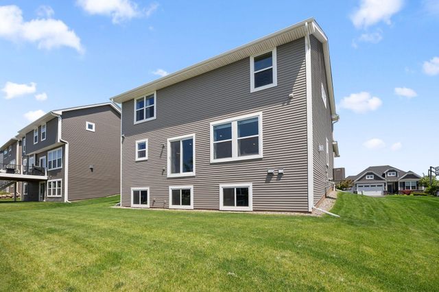 19129 Iden Avenue, Lakeville, MN 55044