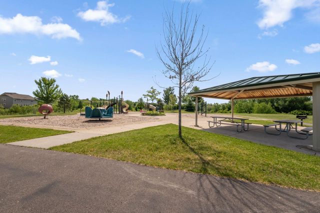 19129 Iden Avenue, Lakeville, MN 55044