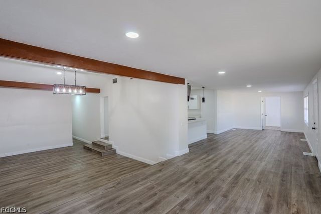 599 Carolina AVE, Fort Myers, FL 33905