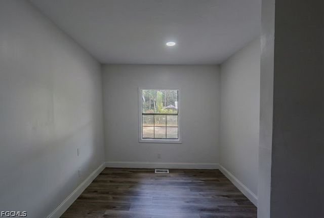 599 Carolina AVE, Fort Myers, FL 33905