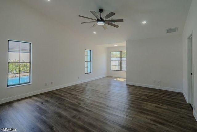 599 Carolina AVE, Fort Myers, FL 33905