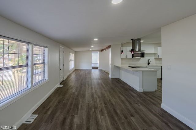 599 Carolina AVE, Fort Myers, FL 33905