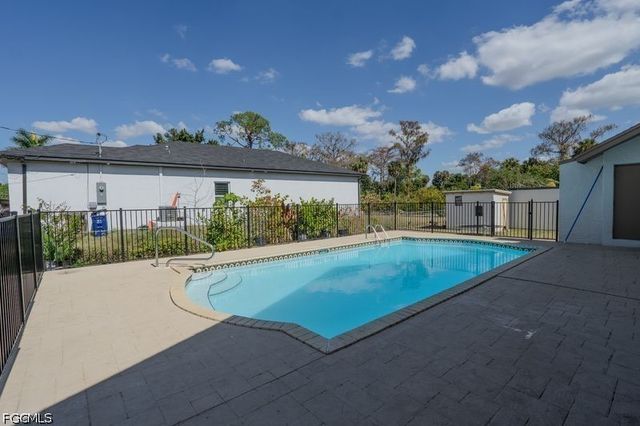 599 Carolina AVE, Fort Myers, FL 33905