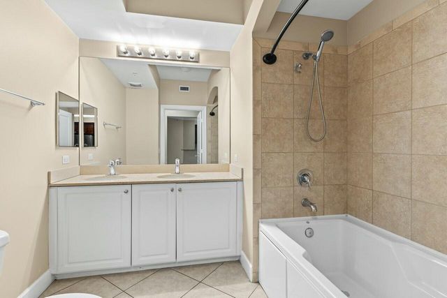 1690 Renaissance Commons Boulevard 1125, Boynton Beach, FL 33426