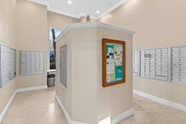 1690 Renaissance Commons Boulevard 1125, Boynton Beach, FL 33426