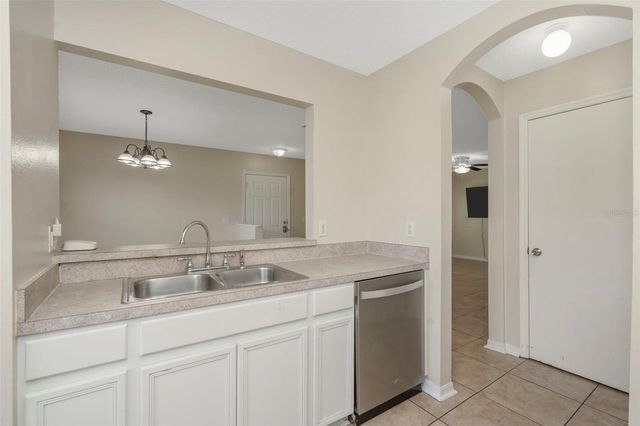 7361 E BANK DRIVE, Tampa, FL 33617