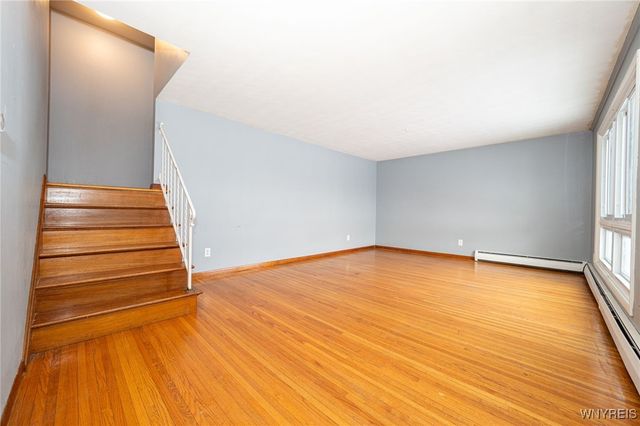 24 Honduras Lane, Cheektowaga, NY 14225