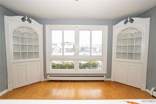 24 Honduras Lane, Cheektowaga, NY 14225