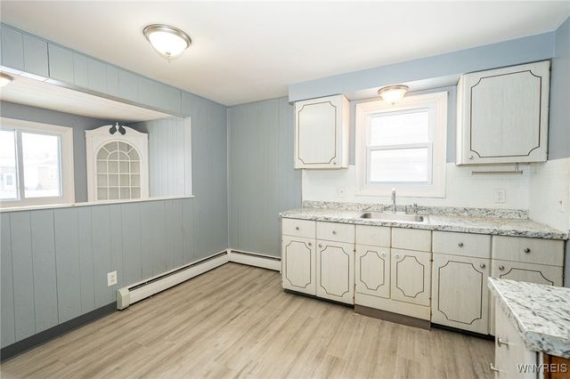 24 Honduras Lane, Cheektowaga, NY 14225