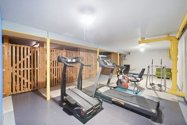 6968 W Diversey Avenue 8, Chicago, IL 60707