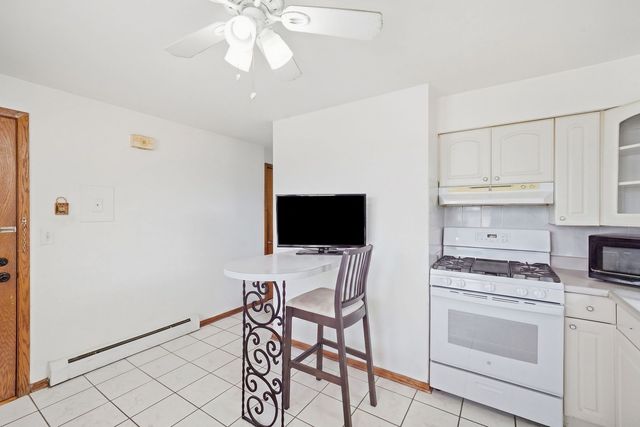 6968 W Diversey Avenue 8, Chicago, IL 60707