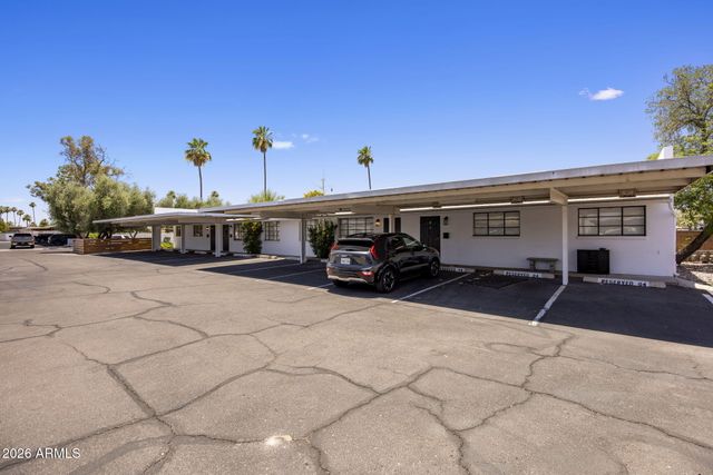 6722 E AVALON Drive, Scottsdale, AZ 85251