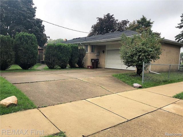 25250 ALEX, Center Line, MI 48015