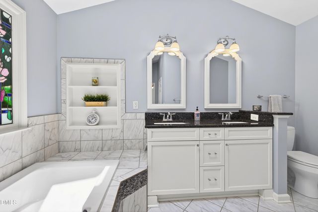 115 N Drawbridge Lane, Cary, NC 27513