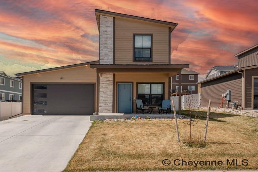 1632 CAROL ANN WAY, Cheyenne, WY 82007