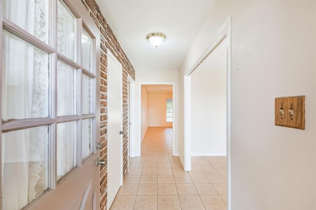 1509 Newport Boulevard, League City, TX 77573