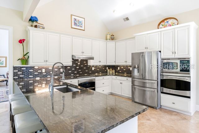 24 Harrogate Dr, Hilton Head Island, SC 29928