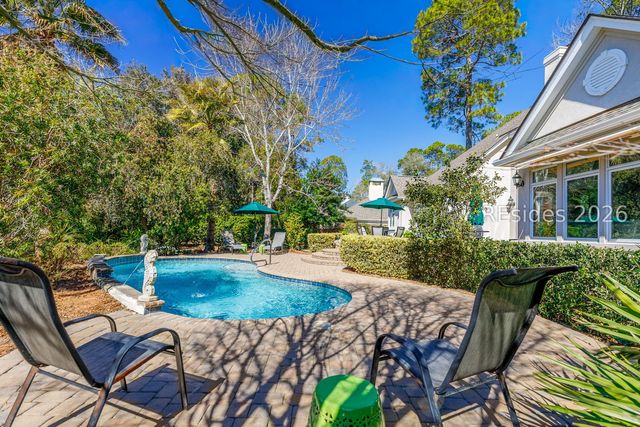 24 Harrogate Dr, Hilton Head Island, SC 29928