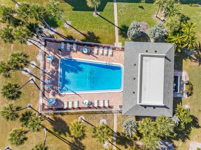 1451 GULF BOULEVARD 101, Clearwater Beach, FL 33767