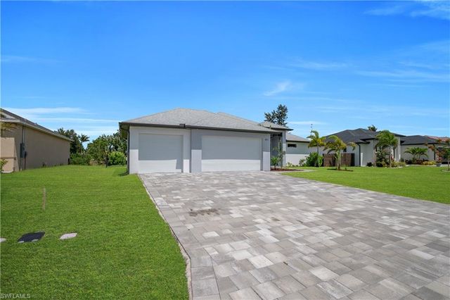 411 SW 26th PL, Cape Coral, FL 33991
