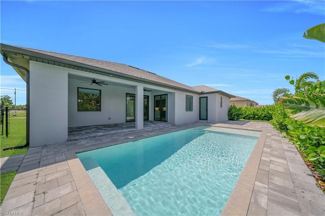 411 SW 26th PL, Cape Coral, FL 33991