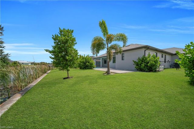 411 SW 26th PL, Cape Coral, FL 33991