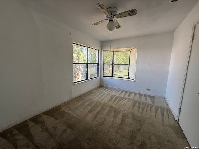 102 AUDREY ALENE DR, San Antonio, TX 78216