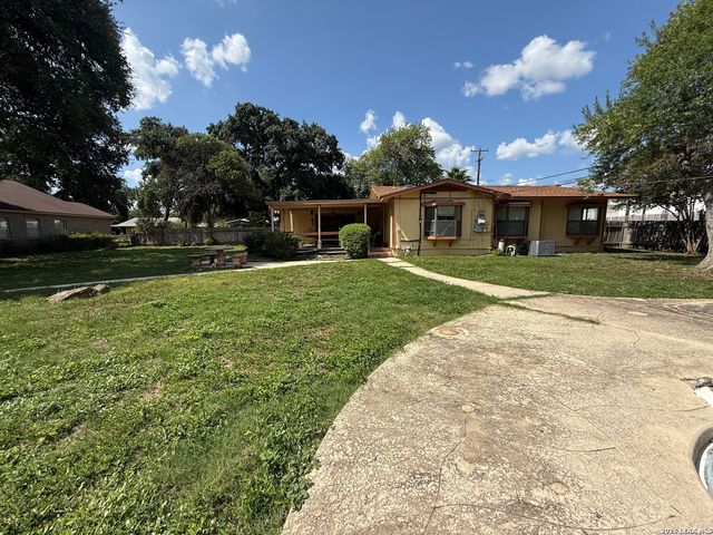 102 AUDREY ALENE DR, San Antonio, TX 78216