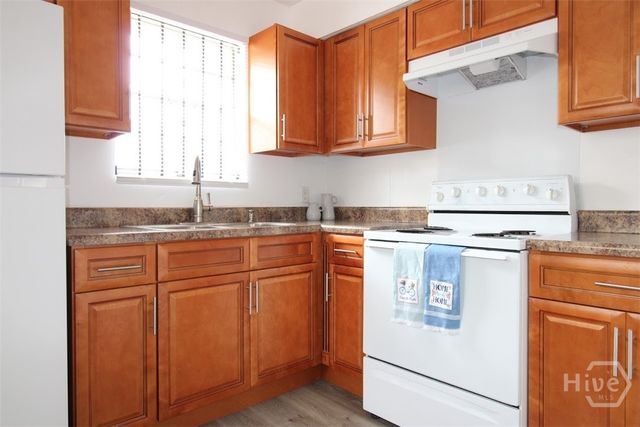 1204 E Anderson Street, Savannah, GA 31404