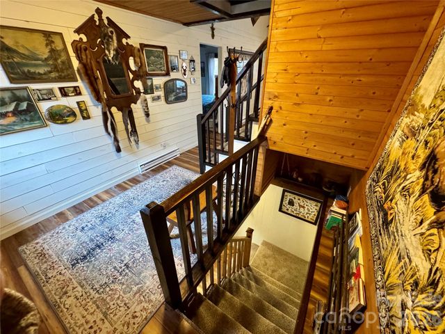 105 Pinnacle Ridge Road, Beech Mountain, NC 28604