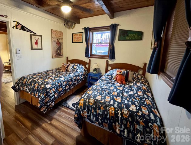 105 Pinnacle Ridge Road, Beech Mountain, NC 28604