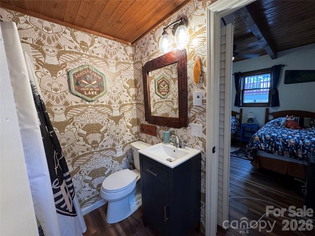 105 Pinnacle Ridge Road, Beech Mountain, NC 28604