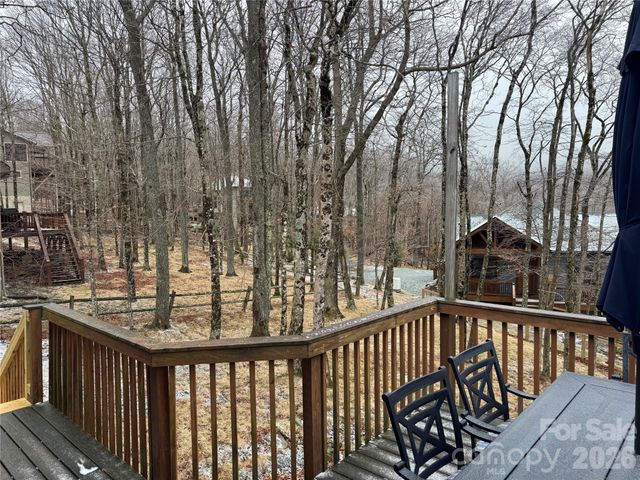105 Pinnacle Ridge Road, Beech Mountain, NC 28604
