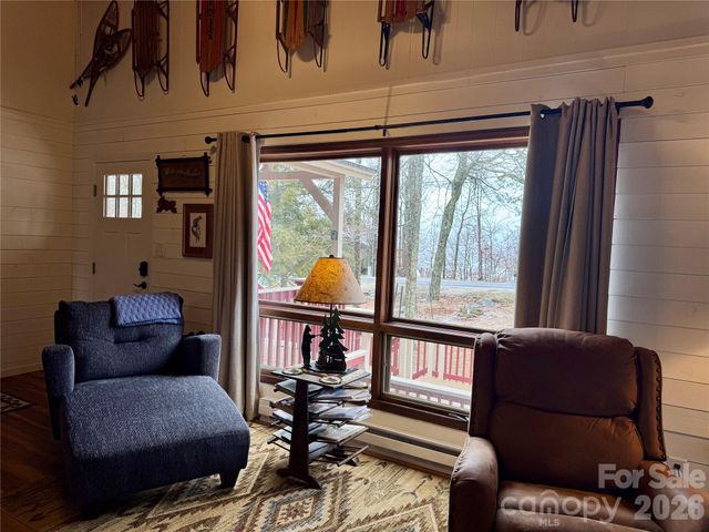 105 Pinnacle Ridge Road, Beech Mountain, NC 28604