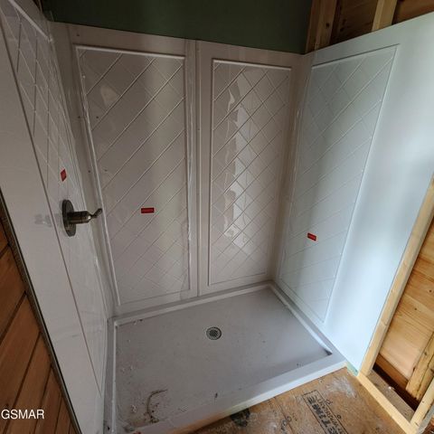 2065 Spurling Road, Sevierville, TN 37876