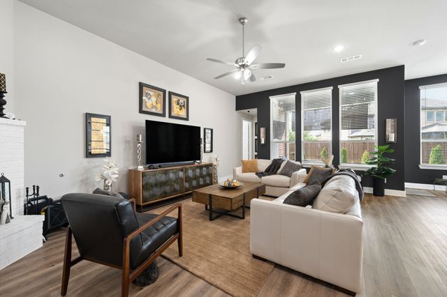 436 Brushwood Lane, Waxahachie, TX 75165