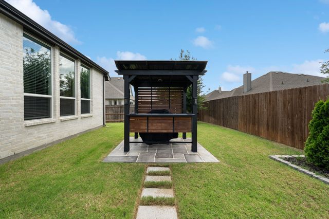 436 Brushwood Lane, Waxahachie, TX 75165