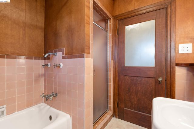 5313 Rosalind Ave, Richmond, CA 94805