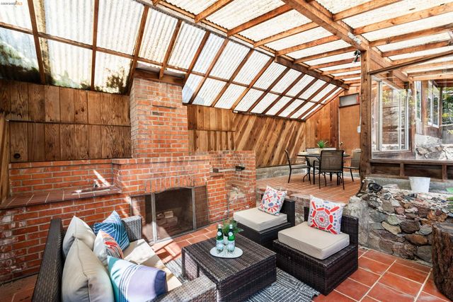 5313 Rosalind Ave, Richmond, CA 94805
