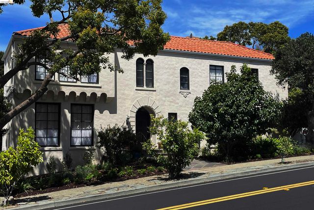 5313 Rosalind Ave, Richmond, CA 94805