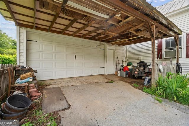 329 New Zion Road SW, Calhoun, GA 30701