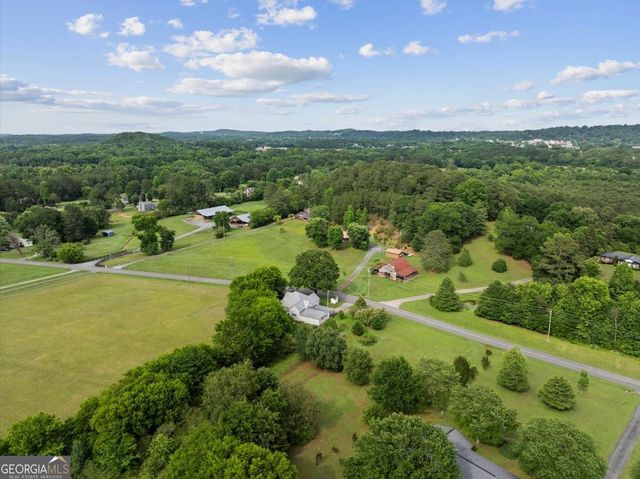 329 New Zion Road SW, Calhoun, GA 30701