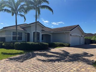 12800 SW 222nd St, Miami, FL 33170