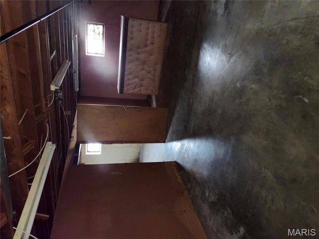 2505 Saint Catherine Street, Florissant, MO 63033