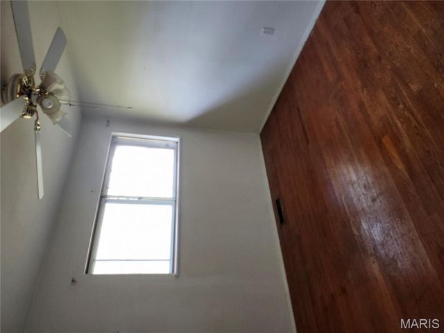 2505 Saint Catherine Street, Florissant, MO 63033