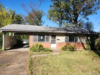 2505 Saint Catherine Street, Florissant, MO 63033