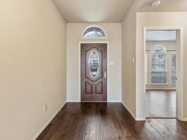 115 Holly Street, Waxahachie, TX 75165