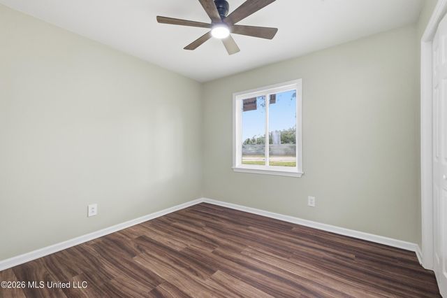 407 Dupont Avenue, Pascagoula, MS 39567