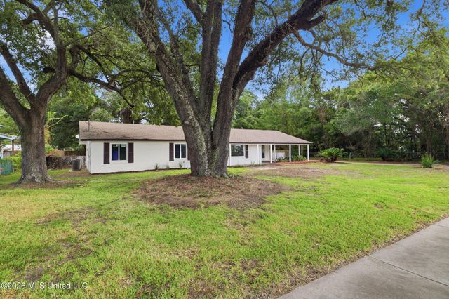 407 Dupont Avenue, Pascagoula, MS 39567