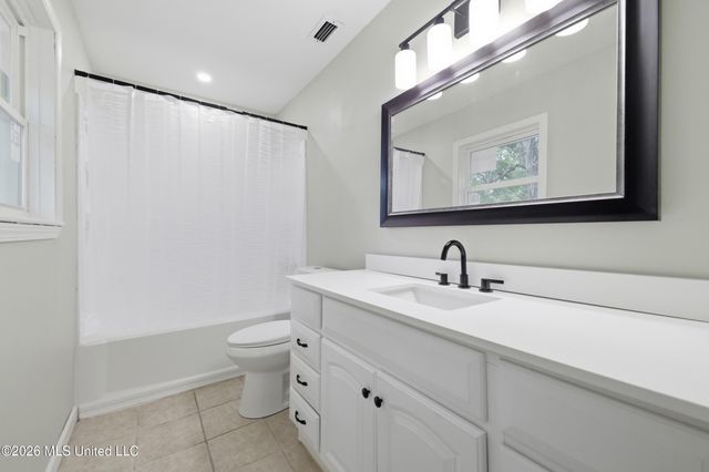 407 Dupont Avenue, Pascagoula, MS 39567